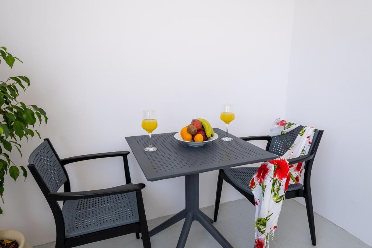 Sand Gem - Beach Apartments Perivolos  Eksteriør billede