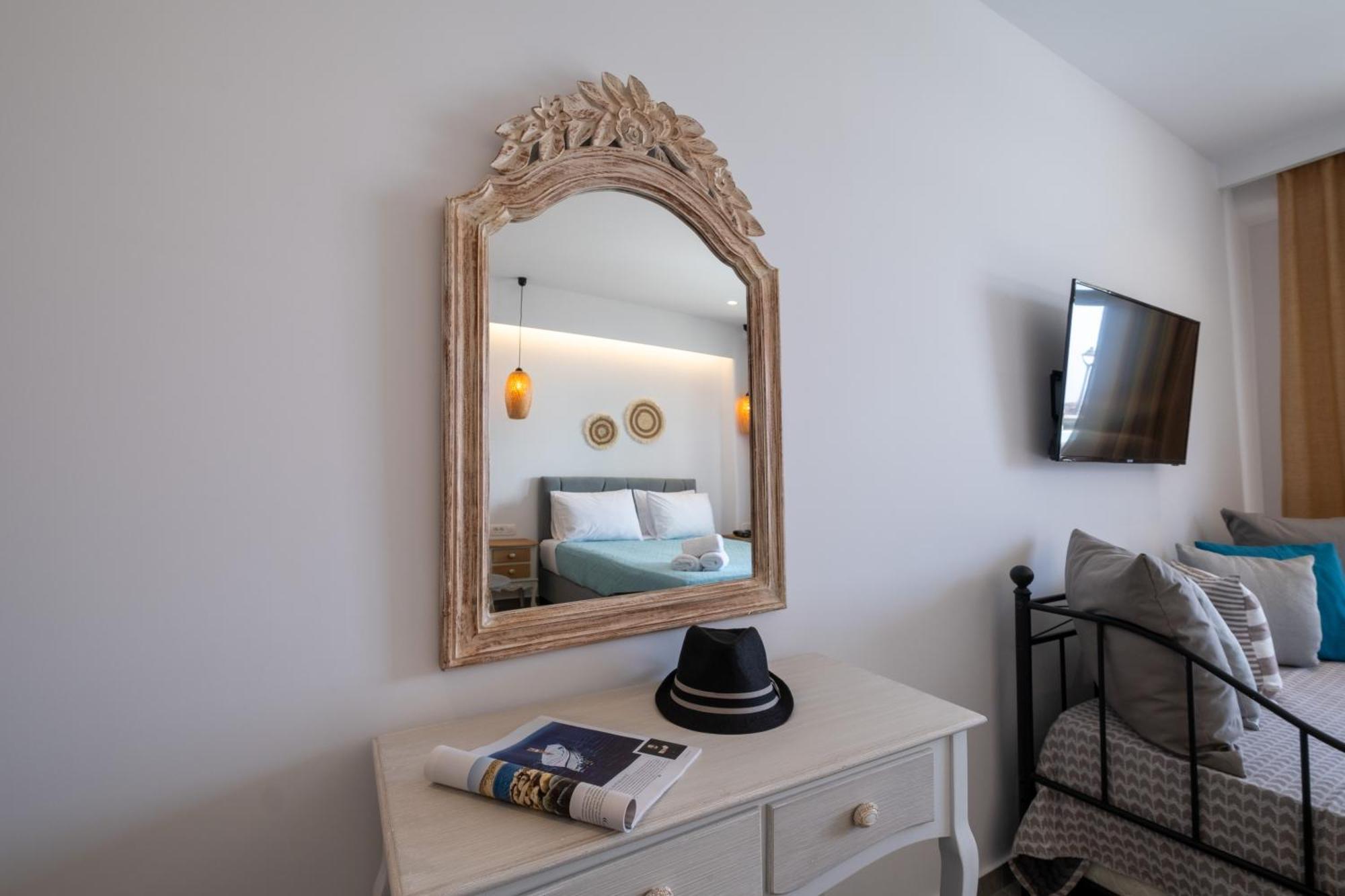Sand Gem - Beach Apartments Perivolos  Eksteriør billede